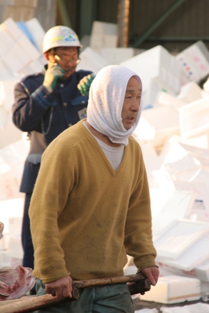 sm20051119 Tsukiji Fish Market 111.jpg